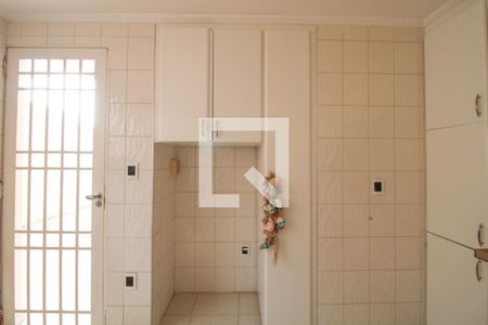 Casa à venda com 379m², 4 quartos e 10 vagasÁrea de Serviço