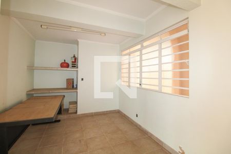 Casa à venda com 379m², 4 quartos e 10 vagasDepósito