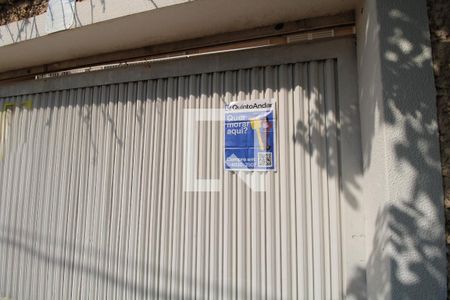 Casa à venda com 379m², 4 quartos e 10 vagasPlaquinha