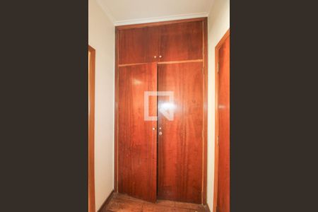 Casa à venda com 379m², 4 quartos e 10 vagasQuarto 4 (suíte)