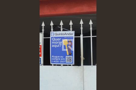 Casa à venda com 145m², 4 quartos e 1 vaga Casa à venda com 145m², 4 quartos e 1 vagaFachada