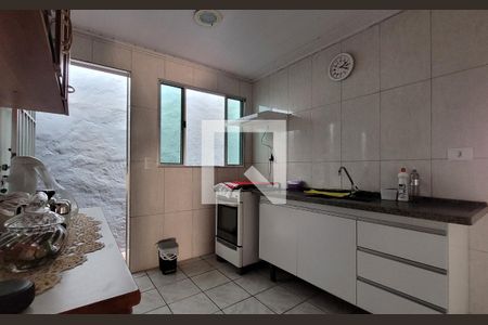 Casa à venda com 145m², 4 quartos e 1 vaga Casa à venda com 145m², 4 quartos e 1 vagaCozinha