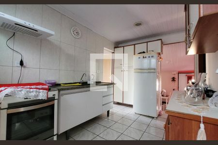 Casa à venda com 145m², 4 quartos e 1 vaga Casa à venda com 145m², 4 quartos e 1 vagaCozinha