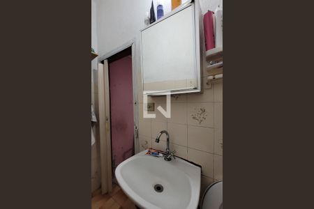 Casa à venda com 145m², 4 quartos e 1 vaga Casa à venda com 145m², 4 quartos e 1 vagaBanheiro da suíte