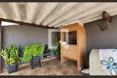 Casa à venda com 145m², 4 quartos e 1 vaga Casa à venda com 145m², 4 quartos e 1 vagaChurrasqueira