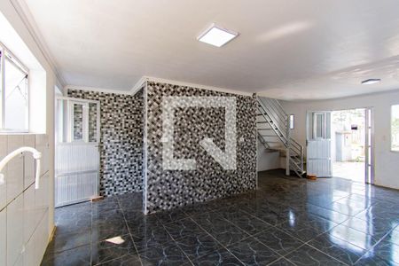 Casa para alugar com 70m², 2 quartos e 2 vagasCozinha 