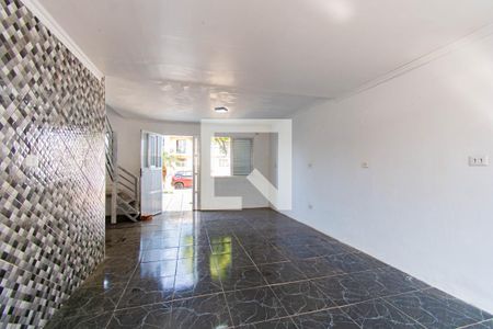 Casa para alugar com 70m², 2 quartos e 2 vagasCozinha 