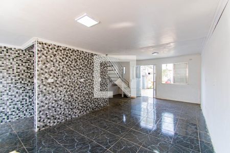 Casa para alugar com 70m², 2 quartos e 2 vagasCozinha 