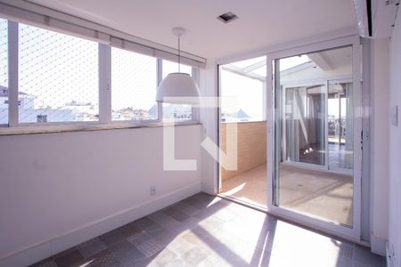 Apartamento para alugar com 333m², 4 quartos e 3 vagasSala de jantar