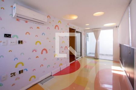 Apartamento para alugar com 333m², 4 quartos e 3 vagasSuíte 2