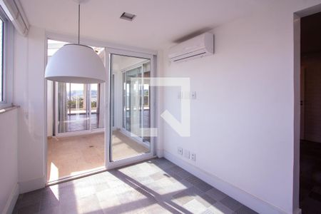 Apartamento para alugar com 333m², 4 quartos e 3 vagasSala de jantar