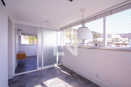 Apartamento para alugar com 333m², 4 quartos e 3 vagasSala de jantar