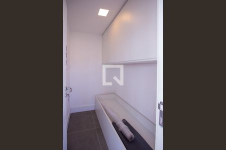 Apartamento para alugar com 333m², 4 quartos e 3 vagasQuarto de Serviço