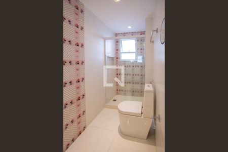 Apartamento para alugar com 333m², 4 quartos e 3 vagasBanheiro da Suíte 2