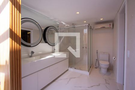 Apartamento para alugar com 333m², 4 quartos e 3 vagasBanheiro da Suíte 3