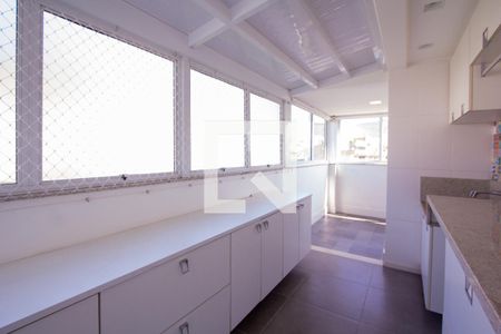 Apartamento para alugar com 333m², 4 quartos e 3 vagasÁrea de Serviço