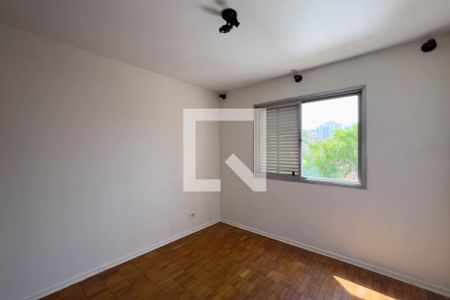 Apartamento à venda com 117m², 3 quartos e 1 vagaQuarto 2