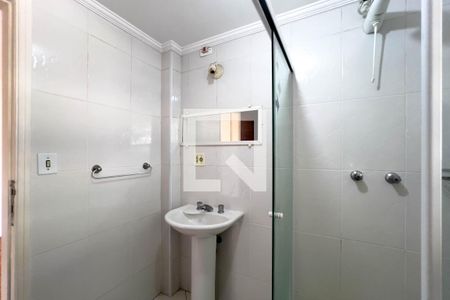 Apartamento à venda com 117m², 3 quartos e 1 vagaBanheiro do quarto 1