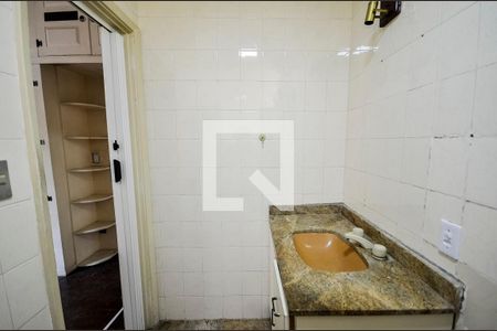 Casa de condomínio à venda com 63m², 2 quartos e sem vagaBanheiro da Suíte
