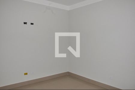 Casa à venda com 182m², 3 quartos e 3 vagasDetalhe - Quarto 02 com Suíte 