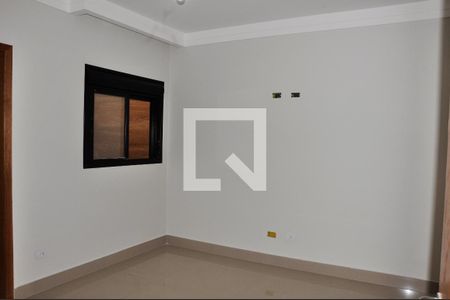 Casa à venda com 182m², 3 quartos e 3 vagasDetalhe - Quarto 02 com Suíte 