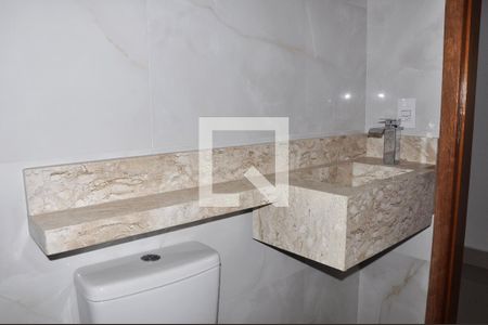 Casa à venda com 182m², 3 quartos e 3 vagasDetalhe - Suíte 