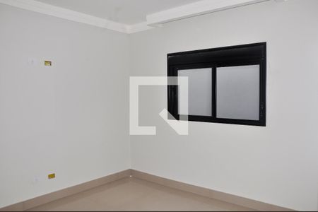 Casa à venda com 182m², 3 quartos e 3 vagasDetalhe - Quarto 03 com Suíte 
