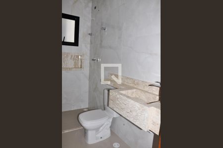 Casa à venda com 182m², 3 quartos e 3 vagasDetalhe - Suíte 