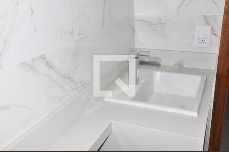 Casa à venda com 182m², 3 quartos e 3 vagasDetalhe - Suíte 