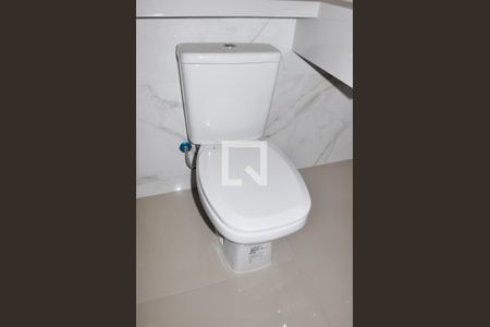 Casa à venda com 182m², 3 quartos e 3 vagasDetalhe - Suíte 