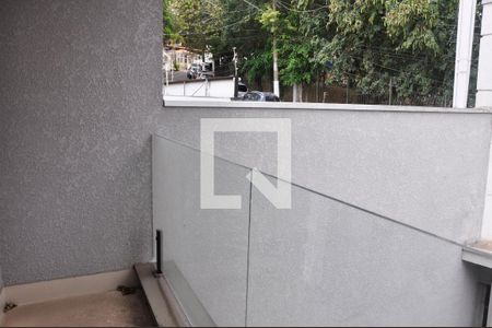 Casa à venda com 182m², 3 quartos e 3 vagasDetalhe - Varanda