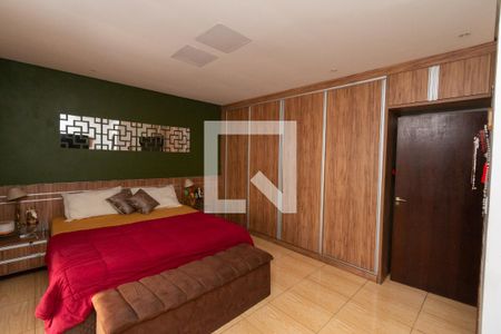 Casa à venda com 360m², 3 quartos e 5 vagasSuite 2