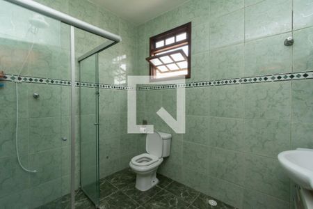 Casa à venda com 360m², 3 quartos e 5 vagasBanheiro da Suíte 2