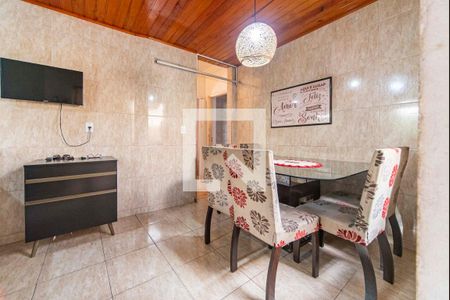 Casa à venda com 200m², 3 quartos e 2 vagas Casa à venda com 200m², 3 quartos e 2 vagasCopa