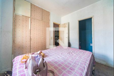 Casa à venda com 200m², 3 quartos e 2 vagas Casa à venda com 200m², 3 quartos e 2 vagasQuarto 3