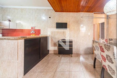 Casa à venda com 200m², 3 quartos e 2 vagas Casa à venda com 200m², 3 quartos e 2 vagasCopa