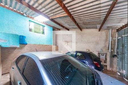 Casa à venda com 200m², 3 quartos e 2 vagas Casa à venda com 200m², 3 quartos e 2 vagasGaragem