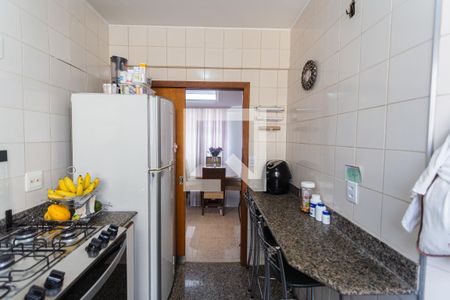 Apartamento à venda com 250m², 4 quartos e 4 vagasCozinha
