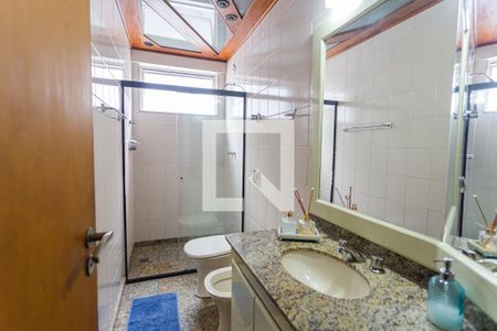 Apartamento à venda com 250m², 4 quartos e 4 vagasBanheiro Social
