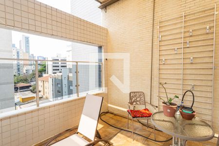 Apartamento à venda com 250m², 4 quartos e 4 vagasVaranda da Sala 2 na Cobertura