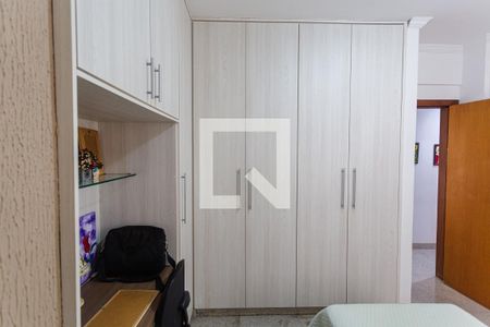 Apartamento à venda com 250m², 4 quartos e 4 vagasArmário do Quarto 2
