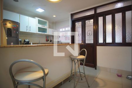 Casa à venda com 348m², 3 quartos e 5 vagasCozinha