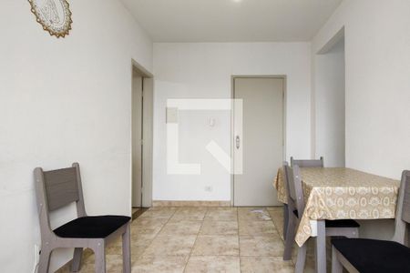 Apartamento para alugar com 75m², 2 quartos e 1 vaga Apartamento para alugar com 75m², 2 quartos e 1 vagaSala