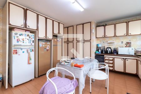 Casa à venda com 400m², 5 quartos e 2 vagasCozinha