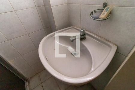 Casa à venda com 400m², 5 quartos e 2 vagasBanheiro 4