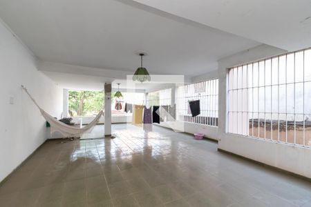 Casa à venda com 400m², 5 quartos e 2 vagasSalão