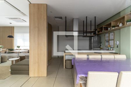 Apartamento para alugar com 50m², 2 quartos e sem vagaÁrea comum - Salão de festas