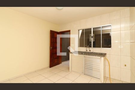 Casa de condomínio para alugar com 80m², 2 quartos e sem vaga Casa de condomínio para alugar com 80m², 2 quartos e sem vagaCozinha