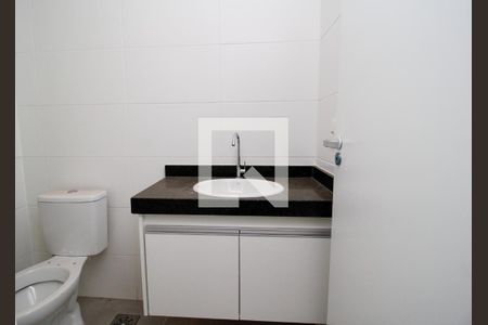 Apartamento à venda com 55m², 2 quartos e 2 vagasBanheiro social 