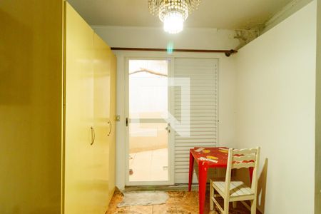 Casa à venda com 212m², 3 quartos e 2 vagasQuarto 3